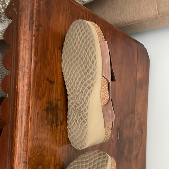 Mephisto Brown Women's Sandals - Picture 5 of 6